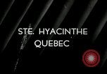 Standbild Sieg Darlehen Award Saint Hyacinthe Quebec Kanada, 1941, aus Sekunde 1 historischem Filmmaterial Videoclip 65675030569