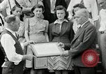 Standbild Sieg Darlehen Award Saint Hyacinthe Quebec Kanada, 1941, aus Sekunde 24 historischem Filmmaterial Videoclip 65675030569