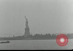 Image Liberty Island et Manhattan New York United States USA, 1948, de la seconde 20 séquences d'archives historiques vidéo 65675030575