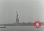 Image Liberty Island et Manhattan New York United States USA, 1948, de la seconde 26 séquences d'archives historiques vidéo 65675030575