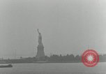 Image Liberty Island et Manhattan New York United States USA, 1948, de la seconde 28 séquences d'archives historiques vidéo 65675030575