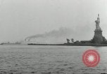 Image Liberty Island et Manhattan New York United States USA, 1948, de la seconde 52 séquences d'archives historiques vidéo 65675030575