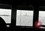 Image Liberty Island et Manhattan New York United States USA, 1948, de la seconde 61 séquences d'archives historiques vidéo 65675030575