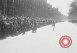 Standbild Marathon Rennen Boston Massachusetts USA, 1932, aus Sekunde 55 historischem Filmmaterial Videoclip 65675030581