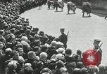 Standbild Borinage Belgien Bergwerk Disaster Borinage Belgien, 1934, aus Sekunde 44 historischem Filmmaterial Videoclip 65675030587