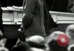 Standbild Borinage Belgien Bergwerk Disaster Borinage Belgien, 1934, aus Sekunde 56 historischem Filmmaterial Videoclip 65675030587
