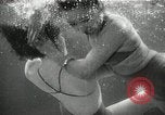 Standbild aquatic Dance Paris Frankreich, 1934, aus Sekunde 38 historischem Filmmaterial Videoclip 65675030590