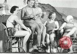 Standbild aquatic Dance Paris Frankreich, 1934, aus Sekunde 46 historischem Filmmaterial Videoclip 65675030590