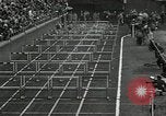 Image Les joueurs de Stanford gagnent 1934 compétitions sur piste et sur le terrain Philadelphia Pennsylvania USA, 1934, de la seconde 20 séquences d'archives historiques vidéo 65675030592