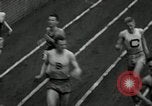 Image Les joueurs de Stanford gagnent 1934 compétitions sur piste et sur le terrain Philadelphia Pennsylvania USA, 1934, de la seconde 31 séquences d'archives historiques vidéo 65675030592