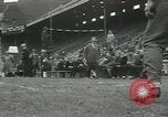 Image Les joueurs de Stanford gagnent 1934 compétitions sur piste et sur le terrain Philadelphia Pennsylvania USA, 1934, de la seconde 46 séquences d'archives historiques vidéo 65675030592
