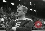 Image Les joueurs de Stanford gagnent 1934 compétitions sur piste et sur le terrain Philadelphia Pennsylvania USA, 1934, de la seconde 48 séquences d'archives historiques vidéo 65675030592