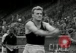 Image Les joueurs de Stanford gagnent 1934 compétitions sur piste et sur le terrain Philadelphia Pennsylvania USA, 1934, de la seconde 59 séquences d'archives historiques vidéo 65675030592