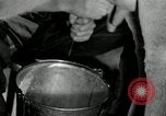 Standbild Milch Fässer Saint Clairsville Ohio USA, 1940, aus Sekunde 4 historischem Filmmaterial Videoclip 65675030600