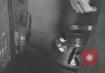 Standbild Milch Fässer Saint Clairsville Ohio USA, 1940, aus Sekunde 39 historischem Filmmaterial Videoclip 65675030600