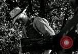Image agriculteur farming Saint Clairsville Ohio USA, 1940, de la seconde 5 séquences d'archives historiques vidéo 65675030601