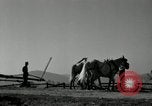 Image agriculteur farming Saint Clairsville Ohio USA, 1940, de la seconde 58 séquences d'archives historiques vidéo 65675030601