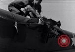 Standbild P-38 Ebene Montage Australien, 1942, aus Sekunde 4 historischem Filmmaterial Videoclip 65675030610