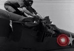 Standbild P-38 Ebene Montage Australien, 1942, aus Sekunde 5 historischem Filmmaterial Videoclip 65675030610