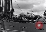 Standbild P-38 Ebene Montage Australien, 1942, aus Sekunde 5 historischem Filmmaterial Videoclip 65675030611
