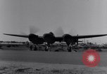 Standbild P-38 Flugzeuge Australien, 1942, aus Sekunde 8 historischem Filmmaterial Videoclip 65675030613