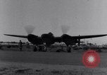 Standbild P-38 Flugzeuge Australien, 1942, aus Sekunde 9 historischem Filmmaterial Videoclip 65675030613