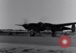 Standbild P-38 Flugzeuge Australien, 1942, aus Sekunde 16 historischem Filmmaterial Videoclip 65675030613