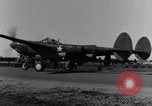 Standbild P-38 Flugzeuge Australien, 1942, aus Sekunde 25 historischem Filmmaterial Videoclip 65675030613