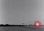 Standbild P-38 Flugzeuge Australien, 1942, aus Sekunde 48 historischem Filmmaterial Videoclip 65675030613