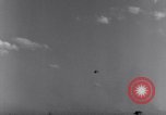 Standbild P-38 Flugzeuge Australien, 1942, aus Sekunde 52 historischem Filmmaterial Videoclip 65675030613