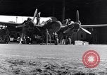 Standbild P-38 Flugzeug Propeller Assembly Australien, 1942, aus Sekunde 8 historischem Filmmaterial Videoclip 65675030614