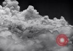 Standbild B-24 Liberator Flugzeuge auf Bombing Run Deutschland, 1945, aus Sekunde 48 historischem Filmmaterial Videoclip 65675030615