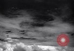 Immagine di Meccanica del 80th Fighter Squadron lavorare su un P-38 Nuova Guinea, 1944, secondo 47 filmato di repertorio 65675030624
