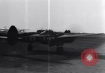 Image P-38 Avion Nuthhampstead Angleterre, 1943, de la seconde 6 séquences d'archives historiques vidéo 65675030629
