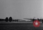 Image P-38 Avion Nuthhampstead Angleterre, 1943, de la seconde 15 séquences d'archives historiques vidéo 65675030629