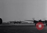 Image P-38 Avion Nuthhampstead Angleterre, 1943, de la seconde 16 séquences d'archives historiques vidéo 65675030629