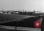 Image P-38 Avion Nuthhampstead Angleterre, 1943, de la seconde 26 séquences d'archives historiques vidéo 65675030629
