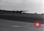 Image P-38 Avion Nuthhampstead Angleterre, 1943, de la seconde 46 séquences d'archives historiques vidéo 65675030629