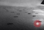 Standbild Angriff auf deutsche U-Boot U europäische Theater, 1942, aus Sekunde 14 historischem Filmmaterial Videoclip 65675030630
