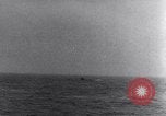 Standbild Angriff auf deutsche U-Boot U europäische Theater, 1942, aus Sekunde 20 historischem Filmmaterial Videoclip 65675030630