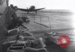 Standbild Angriff auf deutsche U-Boot U europäische Theater, 1942, aus Sekunde 25 historischem Filmmaterial Videoclip 65675030630
