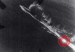 Standbild Angriff auf deutsche U-Boot U europäische Theater, 1942, aus Sekunde 52 historischem Filmmaterial Videoclip 65675030630