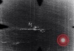 Standbild Angriff auf deutsche U-Boot U europäische Theater, 1942, aus Sekunde 54 historischem Filmmaterial Videoclip 65675030630