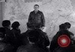 Standbild US Army Air Force Briefing europäische Theater, 1943, aus Sekunde 20 historischem Filmmaterial Videoclip 65675030631