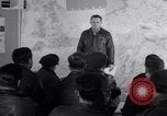 Standbild US Army Air Force Briefing europäische Theater, 1943, aus Sekunde 55 historischem Filmmaterial Videoclip 65675030631