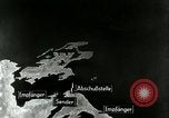Standbild Rakete Flugbahn Peenemunde Deutschland, 1944, aus Sekunde 4 historischem Filmmaterial Videoclip 65675030632