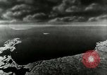 Standbild Rakete Flugbahn Peenemunde Deutschland, 1944, aus Sekunde 34 historischem Filmmaterial Videoclip 65675030632