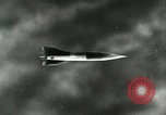 Standbild deutsche Rakete Rakete Peenemunde Deutschland, 1944, aus Sekunde 8 historischem Filmmaterial Videoclip 65675030634