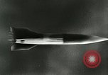 Standbild deutsche Rakete Rakete Peenemunde Deutschland, 1944, aus Sekunde 14 historischem Filmmaterial Videoclip 65675030634