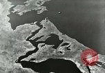 Standbild deutsche Rakete Rakete Peenemunde Deutschland, 1944, aus Sekunde 15 historischem Filmmaterial Videoclip 65675030634